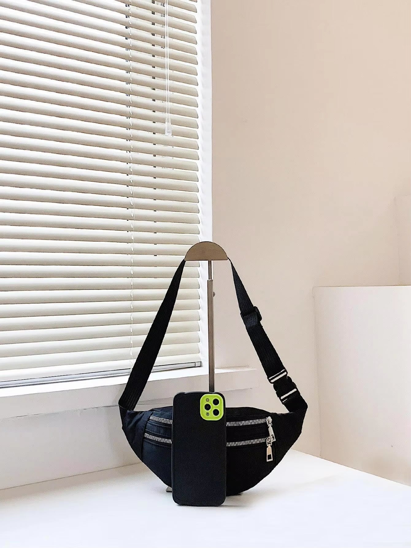 Waist Bag Men'S Chest Bag Shoulder Bag Crossbody Bag Waist Mobile Phone Bag Sports Outdoor Travel Bag Waist Bag Men'S Chest Bag Bag Bag Ins Shoulder Bag Crossbody Bag Female Student K-Style Versatile Foreign Style Super Hot Bag Trendy Outdoor Sports Fashion Mobile Phone Bag